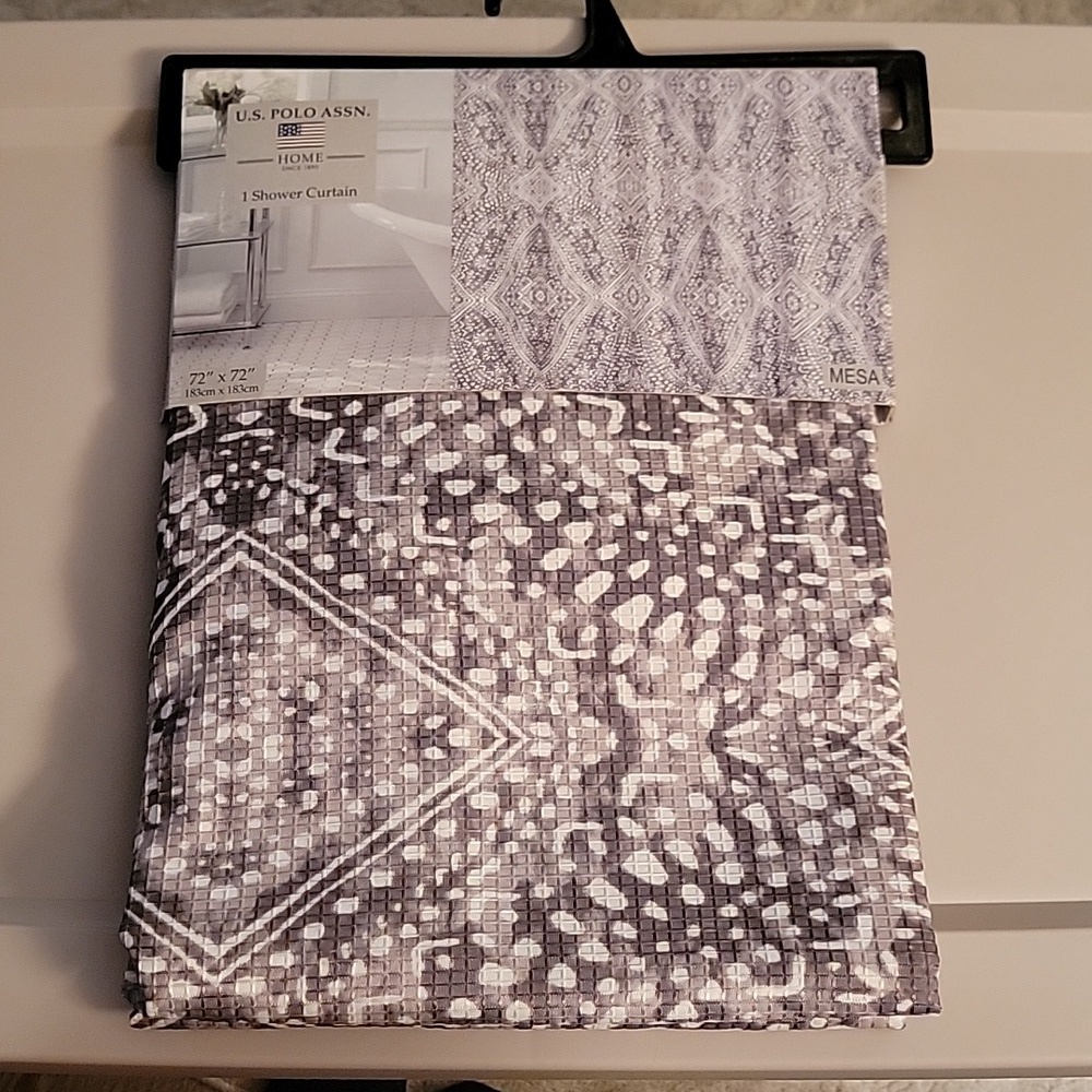 (J26) U.S. Polo Assn. 1 shower curtain